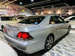 تۆیۆتا کراون